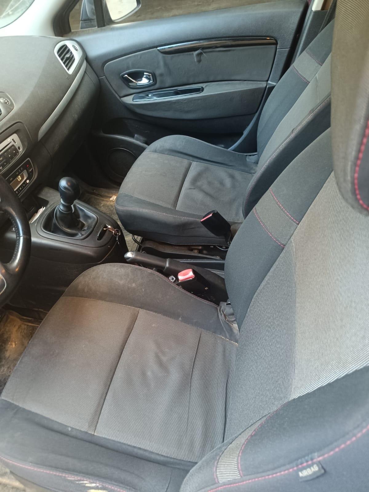Renault Scenic Scénic 1.5 dCi 110CV 7 POSTI