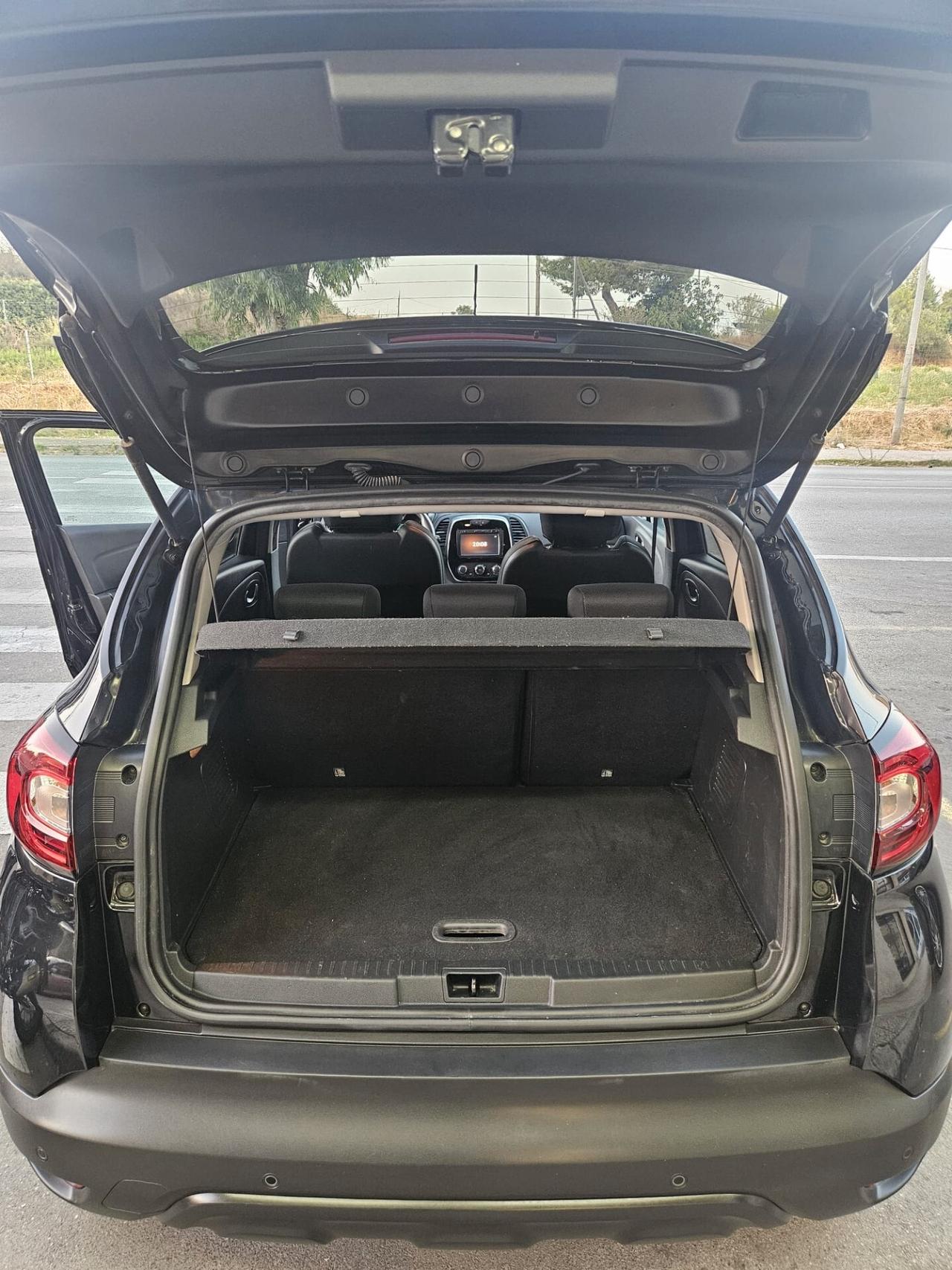 Renault Captur 1.5dci 66kw 90cv FULL NEOPATENTATI