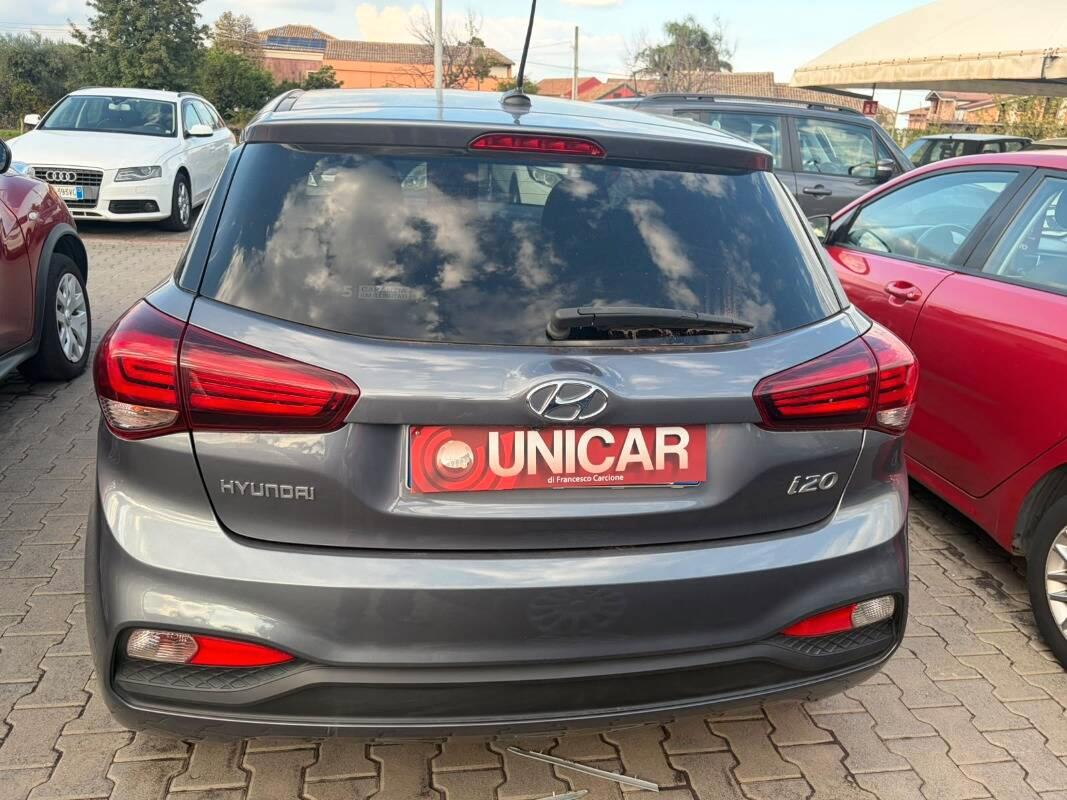 Hyundai i20 5 Porte 1.2 mpi Connectline 75cv 5p