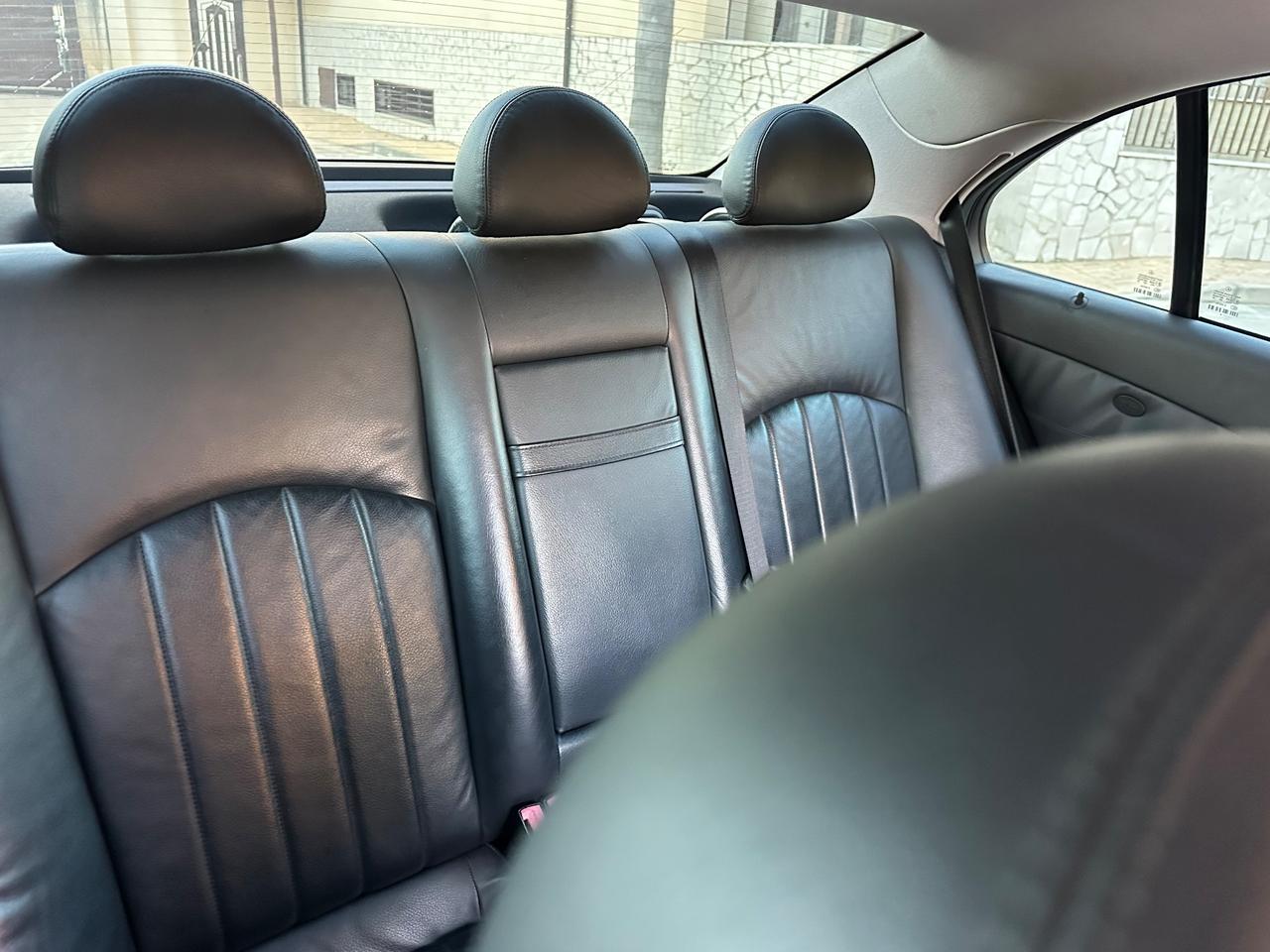 Mercedes-benz E 220 200 CDI cat EVO Elegance