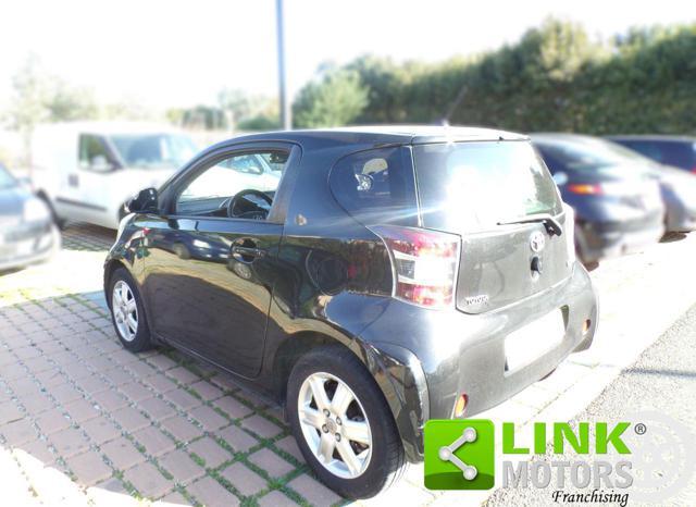 TOYOTA iQ 1.0 serie KGJ10