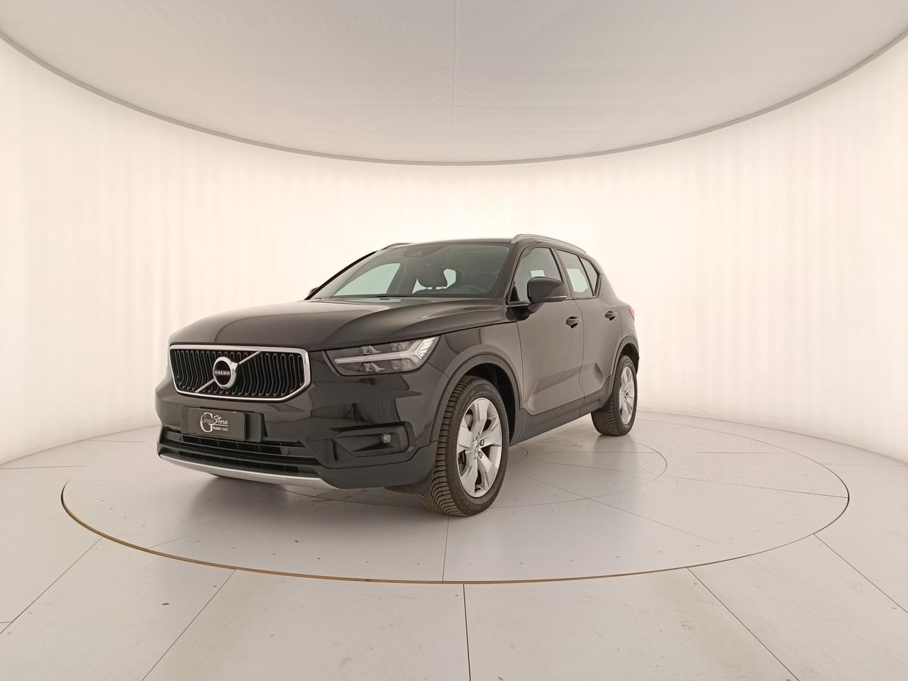 VOLVO XC40 2.0 b4 Momentum awd auto my21