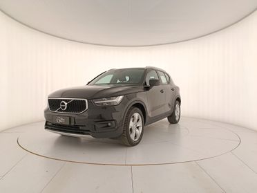 VOLVO XC40 2.0 b4 Momentum awd auto my21