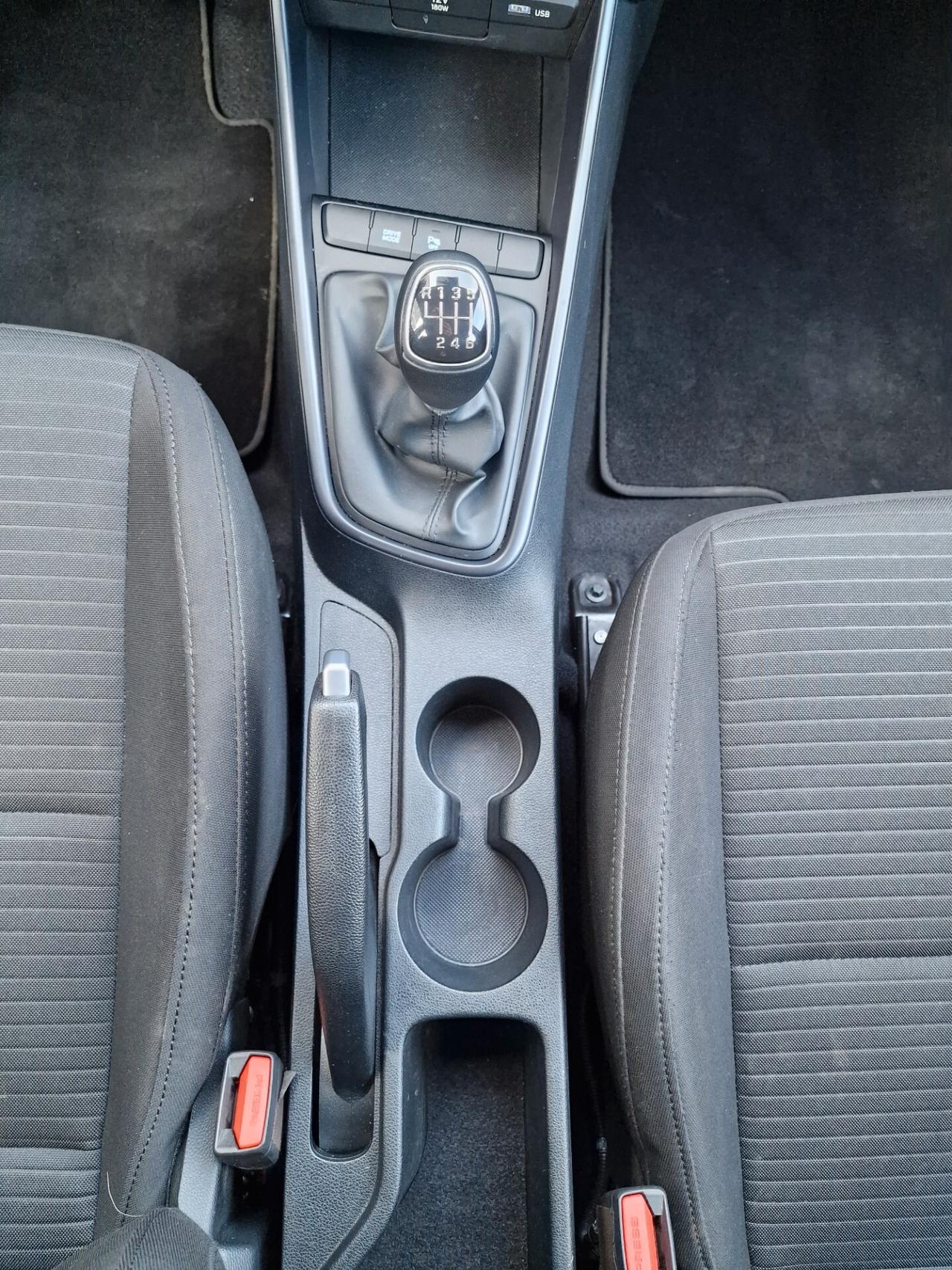 Hyundai i20 1.0 T-GDI 48V iMT ConnectLine 100cv - neopatentati