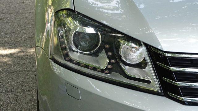 VOLKSWAGEN Passat Var. 2.0 TDI 140 cv, DSG High. BM.Tech., Garanzia.