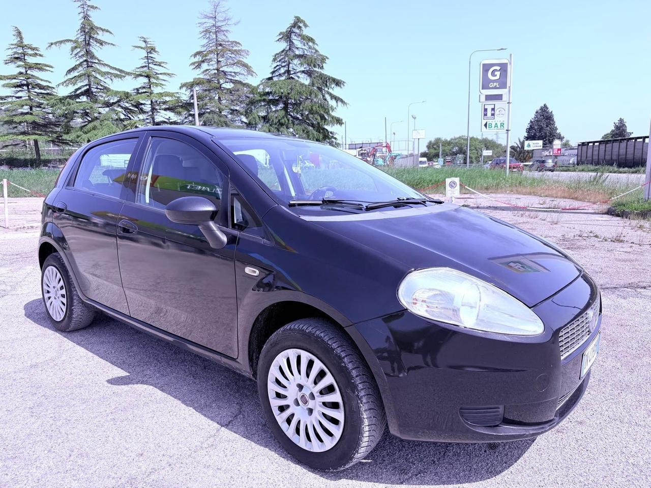 Fiat Grande Punto 1.4 5 porte Active Natural Power