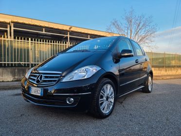 MERCEDES CLASSE A180 AUTOMATICA AVANTGARDE