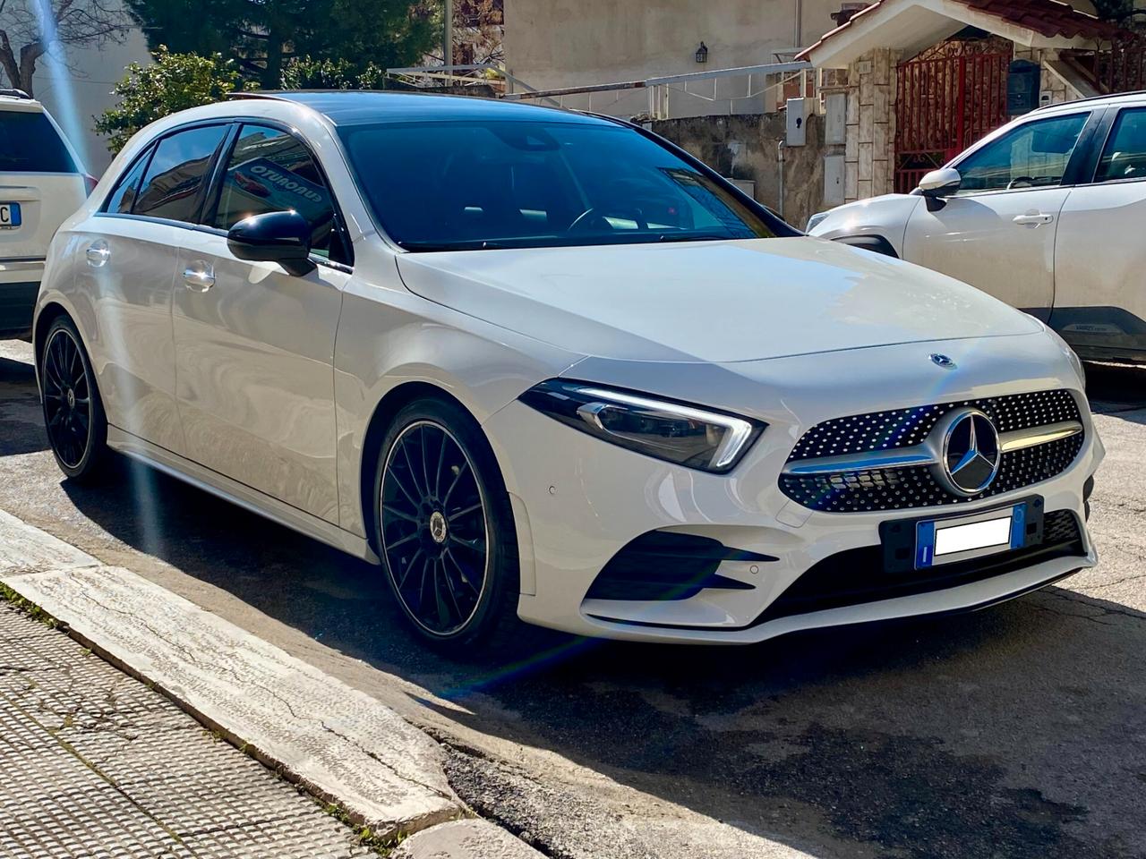 Mercedes A 180 D “PREMIUM-AMG-TETTO-AMBIENT LIGHTING”