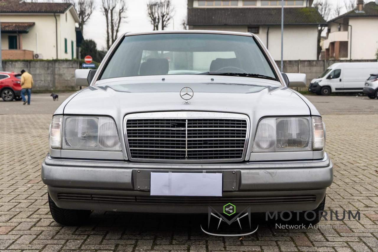 Mercedes E 200 W124 2.0 16v 136CV - ISCRITTA ASI