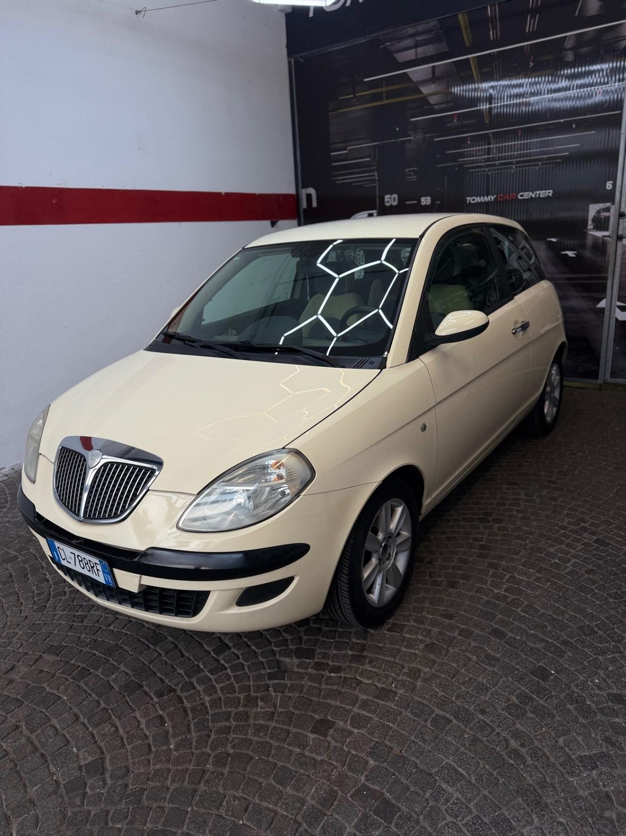 Lancia Ypsilon 1.2