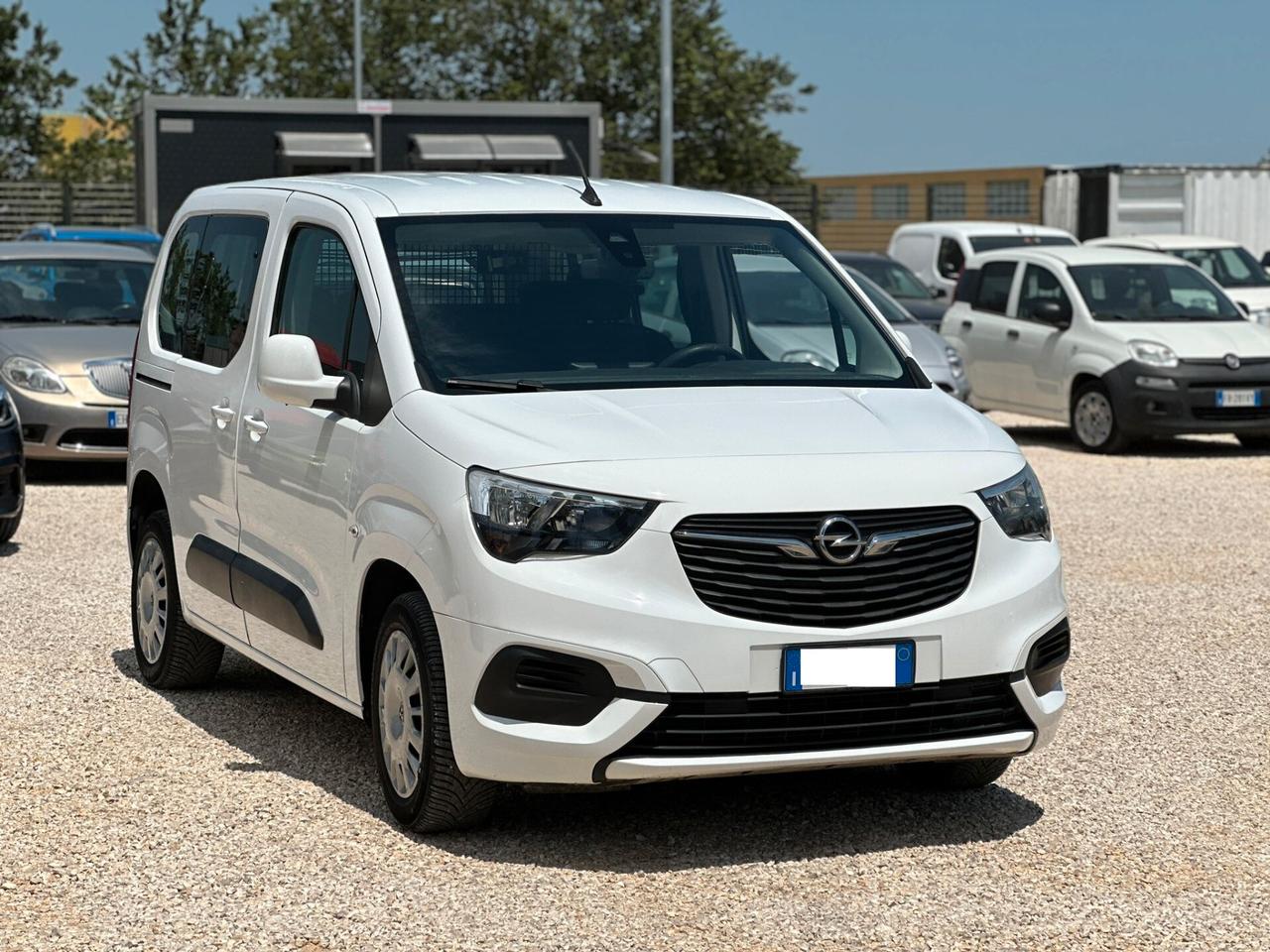 Opel Combo Life 1.5D Advance 5P. N1