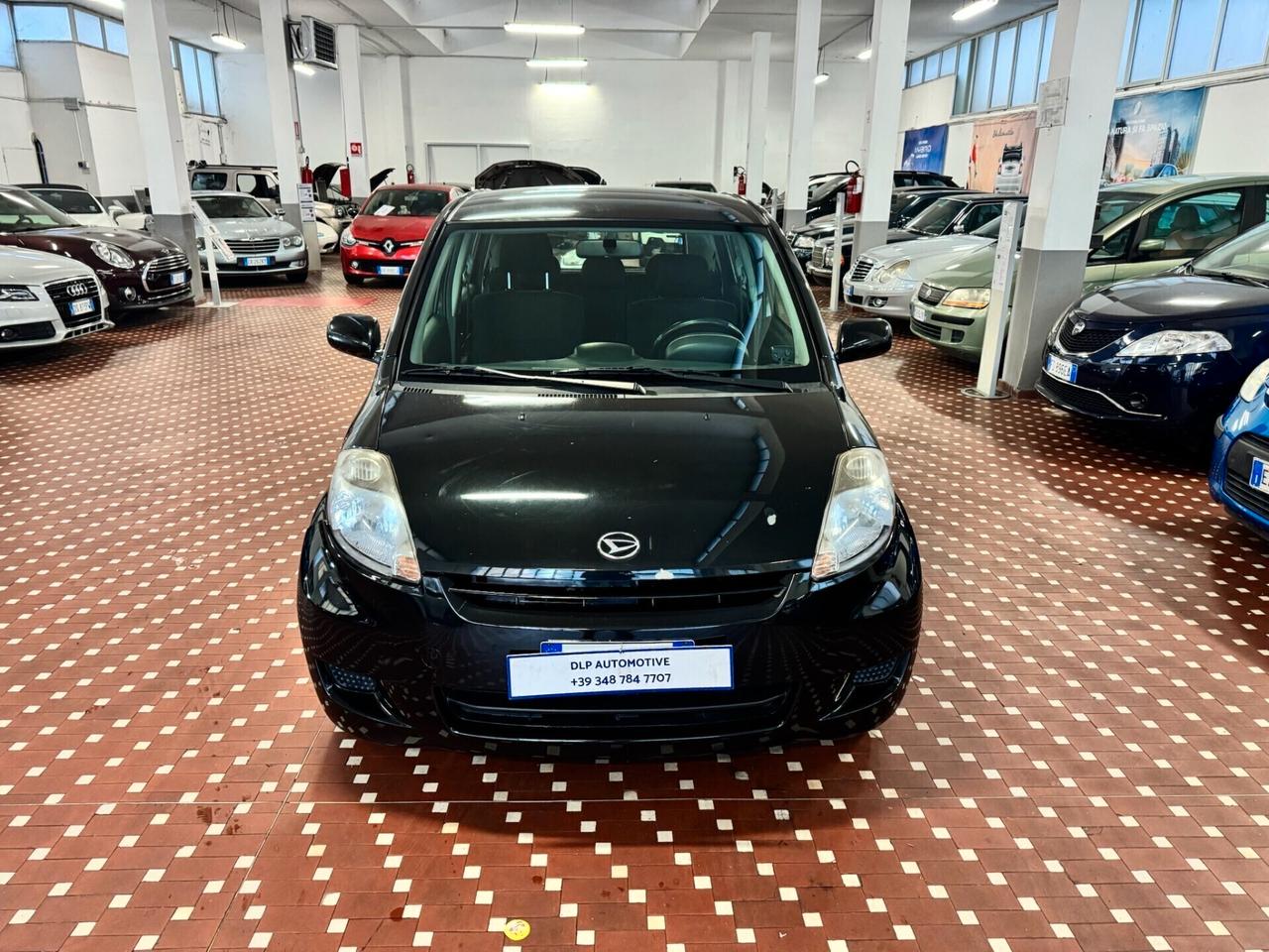 Daihatsu Sirion 1.3 Taka A/T 4WD - CAMBIO AUTOMATICO