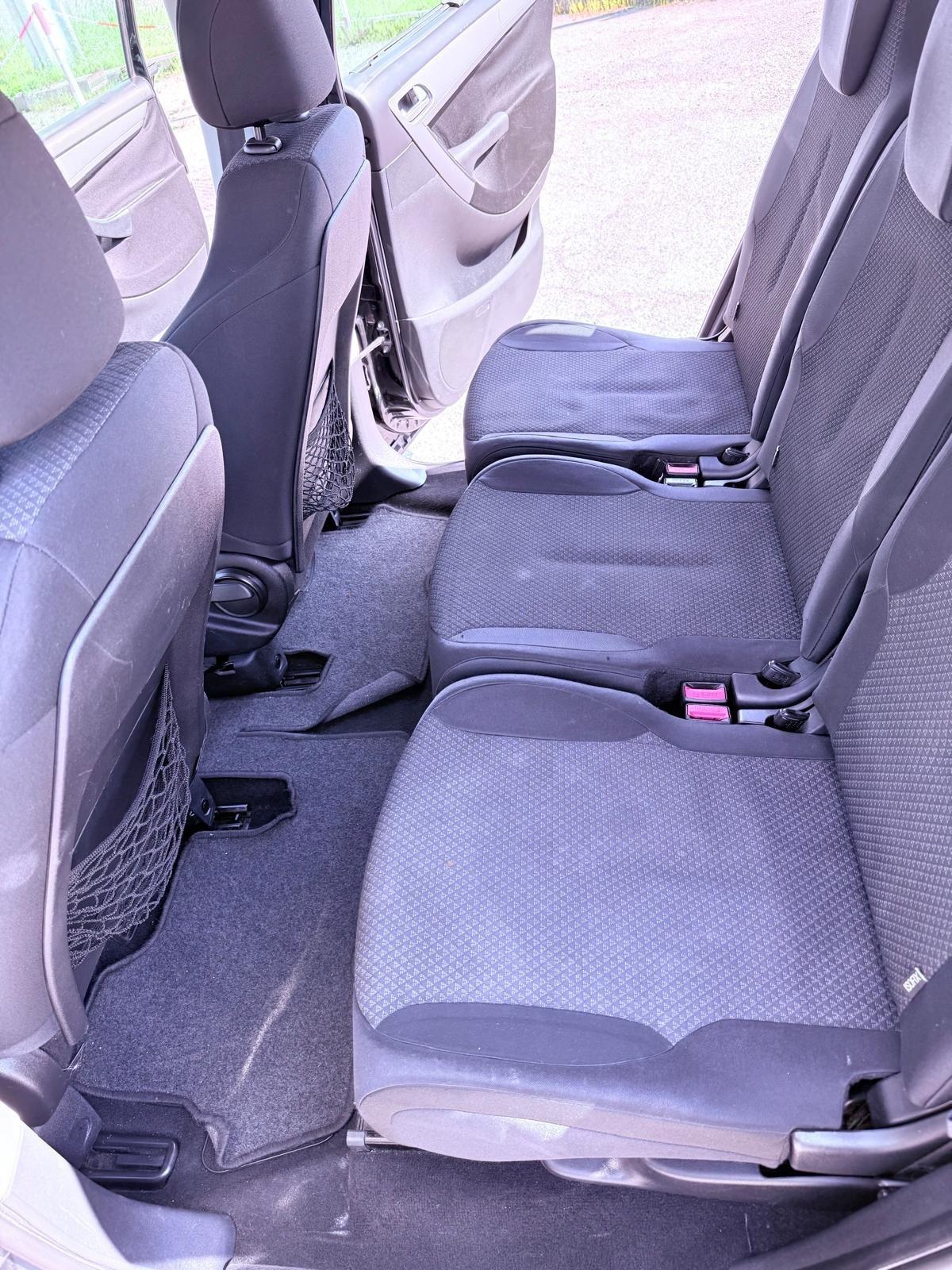 Citroen C4 1.6 HDi 110CV FAP Elegance