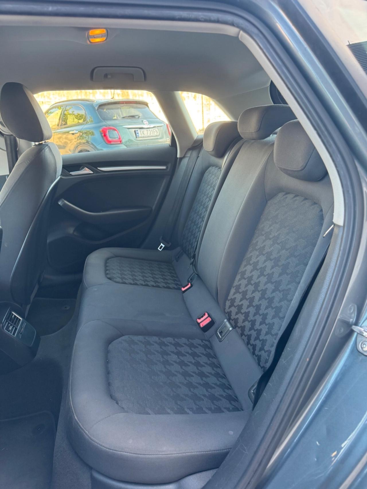 Audi A3 SPB 1.6 TDI Attraction