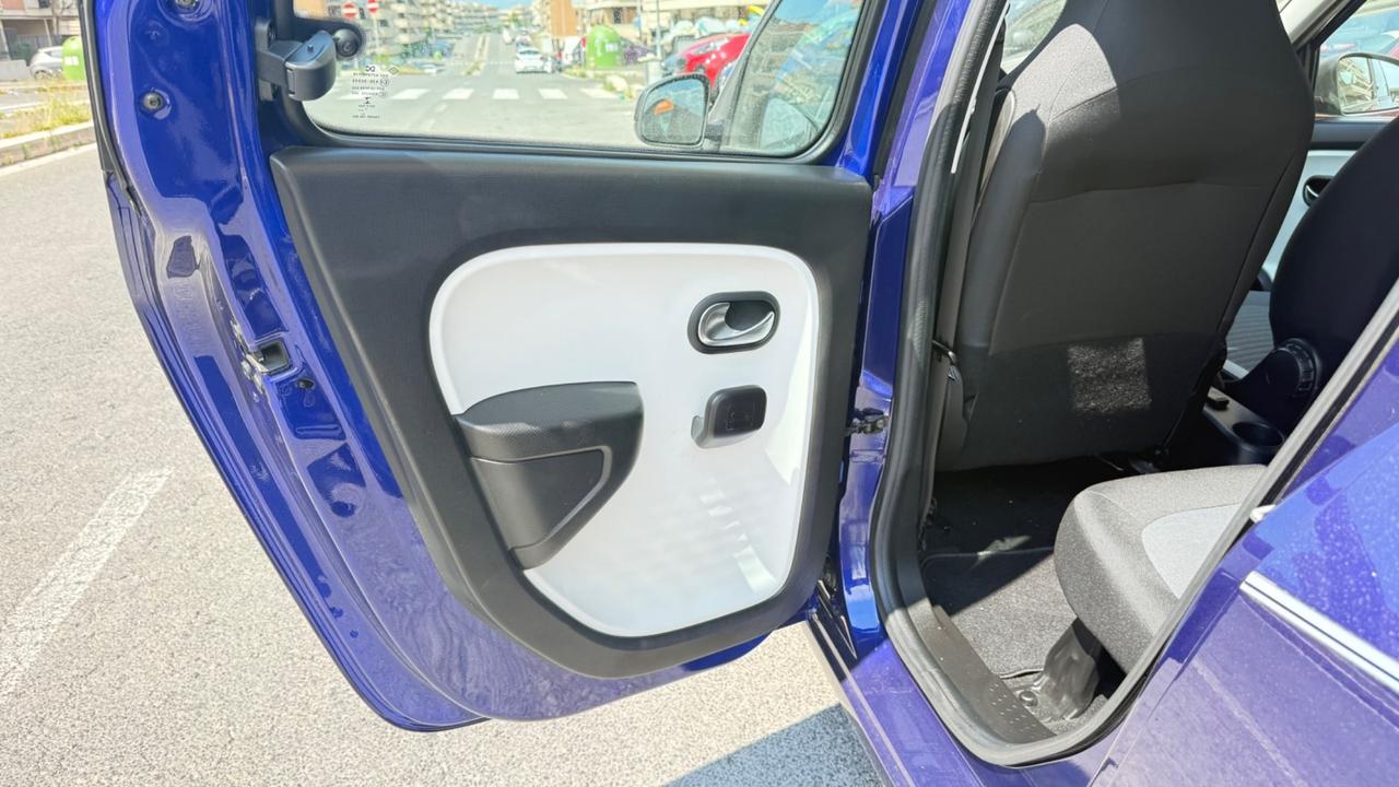 Renault Twingo SCe Stop&Start LIMITEED LED PDC BLUETOOTH