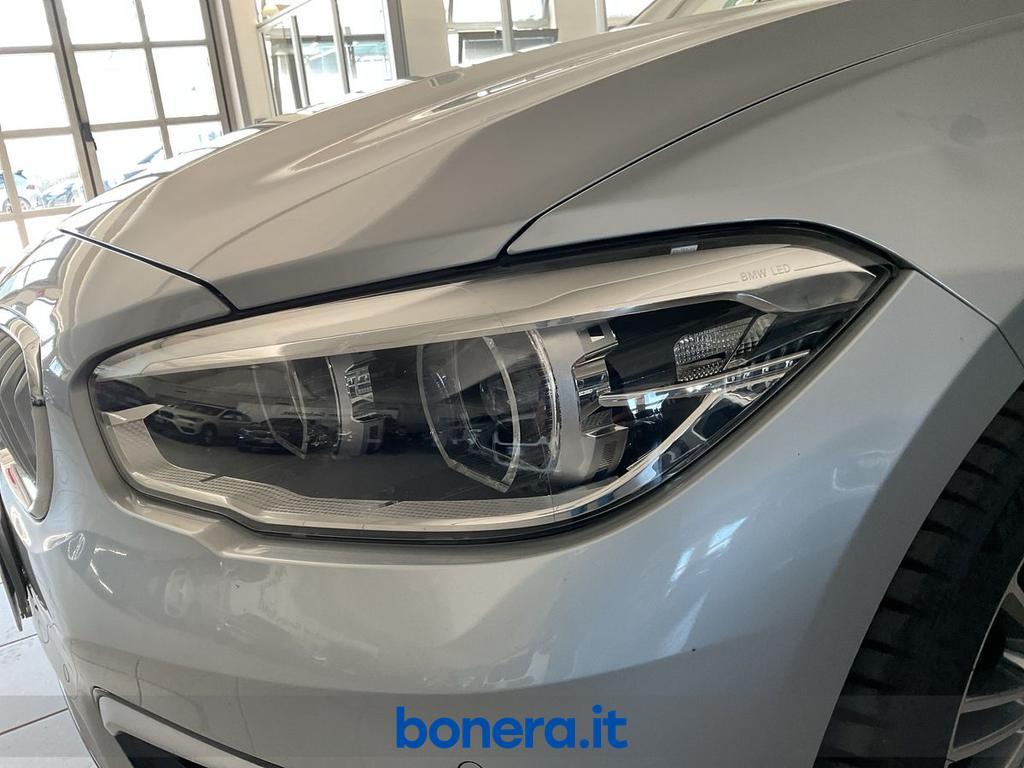 BMW Serie 1 5 Porte 120 d Urban xDrive Auto