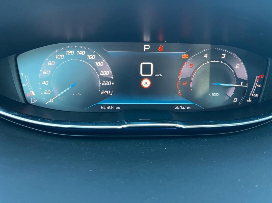 Peugeot 3008 II 1.5 bluehdi Active Business s&s 130cv eat8