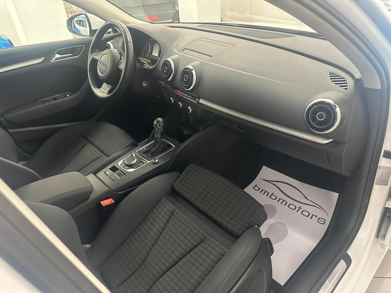 Audi A3 SPB 1.6 TDI S tronic Ambition