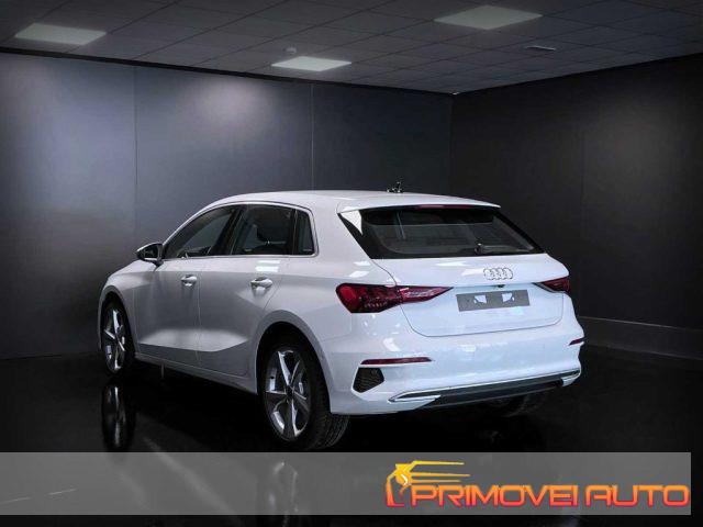 AUDI A3 Sedan 35 TFSI S tronic Business Advanced