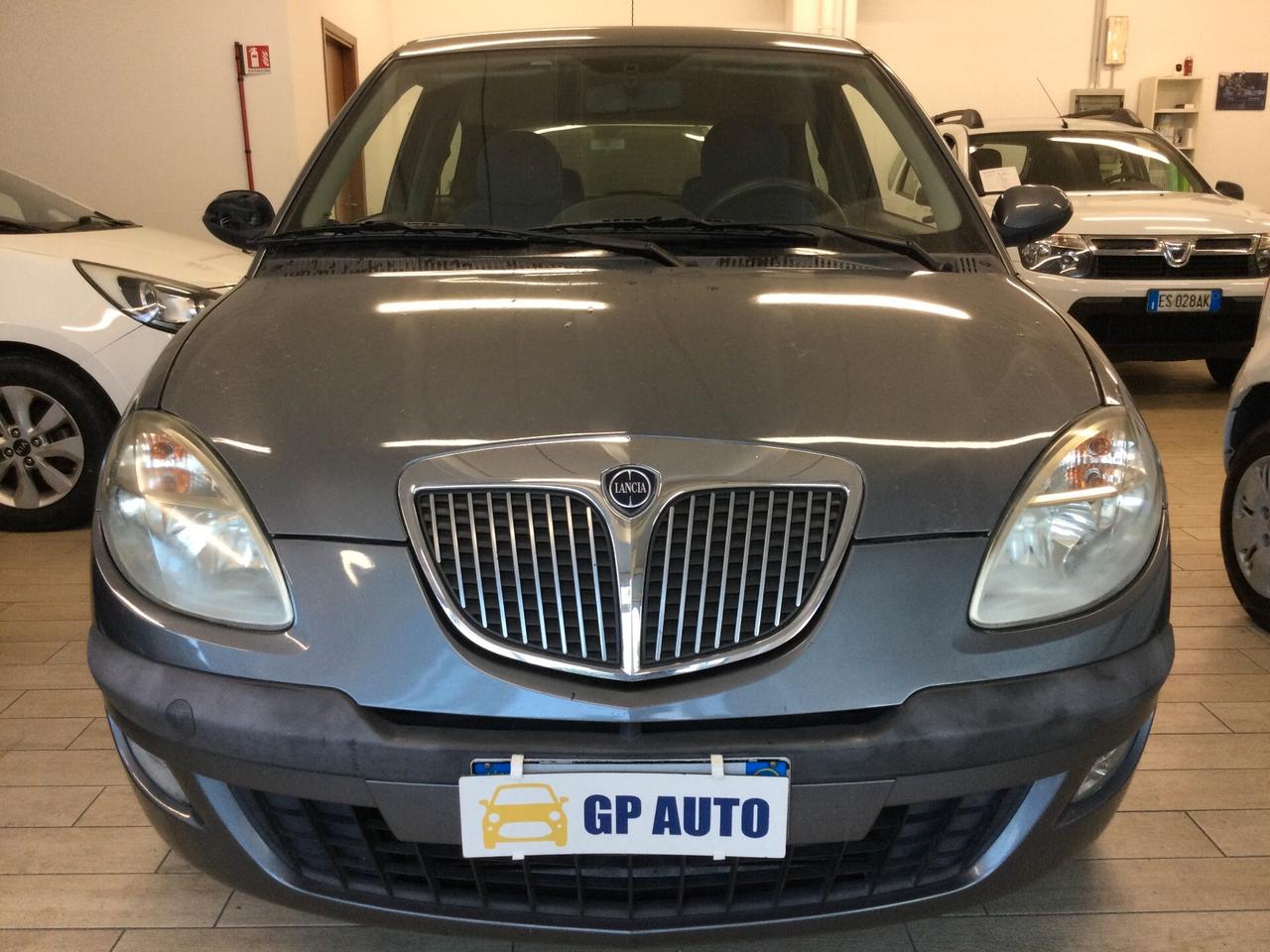 Lancia Ypsilon 1.2 Argento