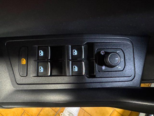 VOLKSWAGEN T-Roc 2.0 TDI SCR 150 CV DSG R-Line 18" LED VIDEO
