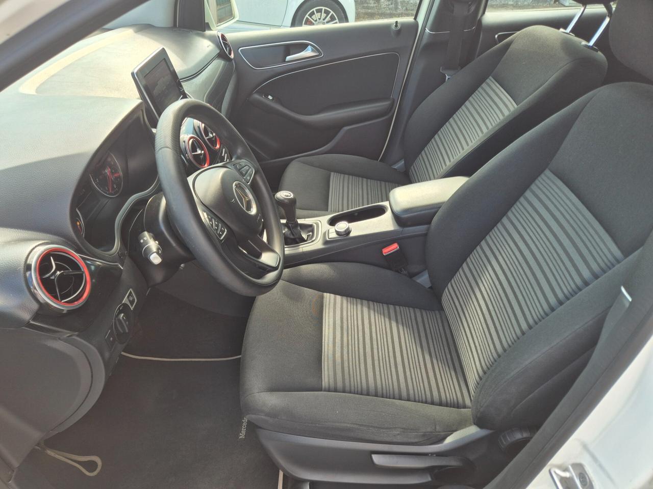 Mercedes-benz B 180 B 180 CDI Premium