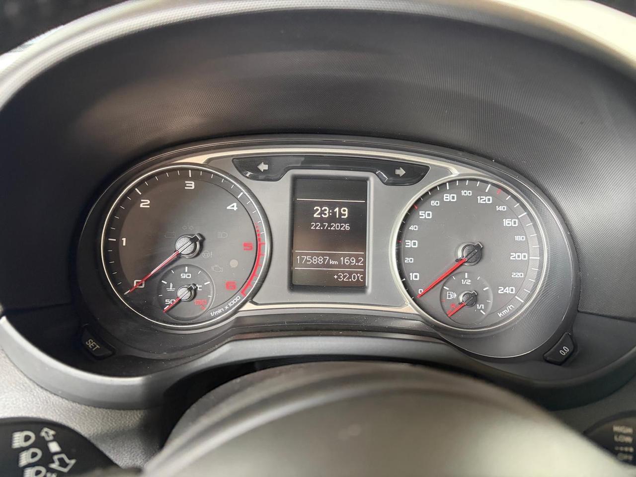 Audi A1 1.6 TDI S line edition plus