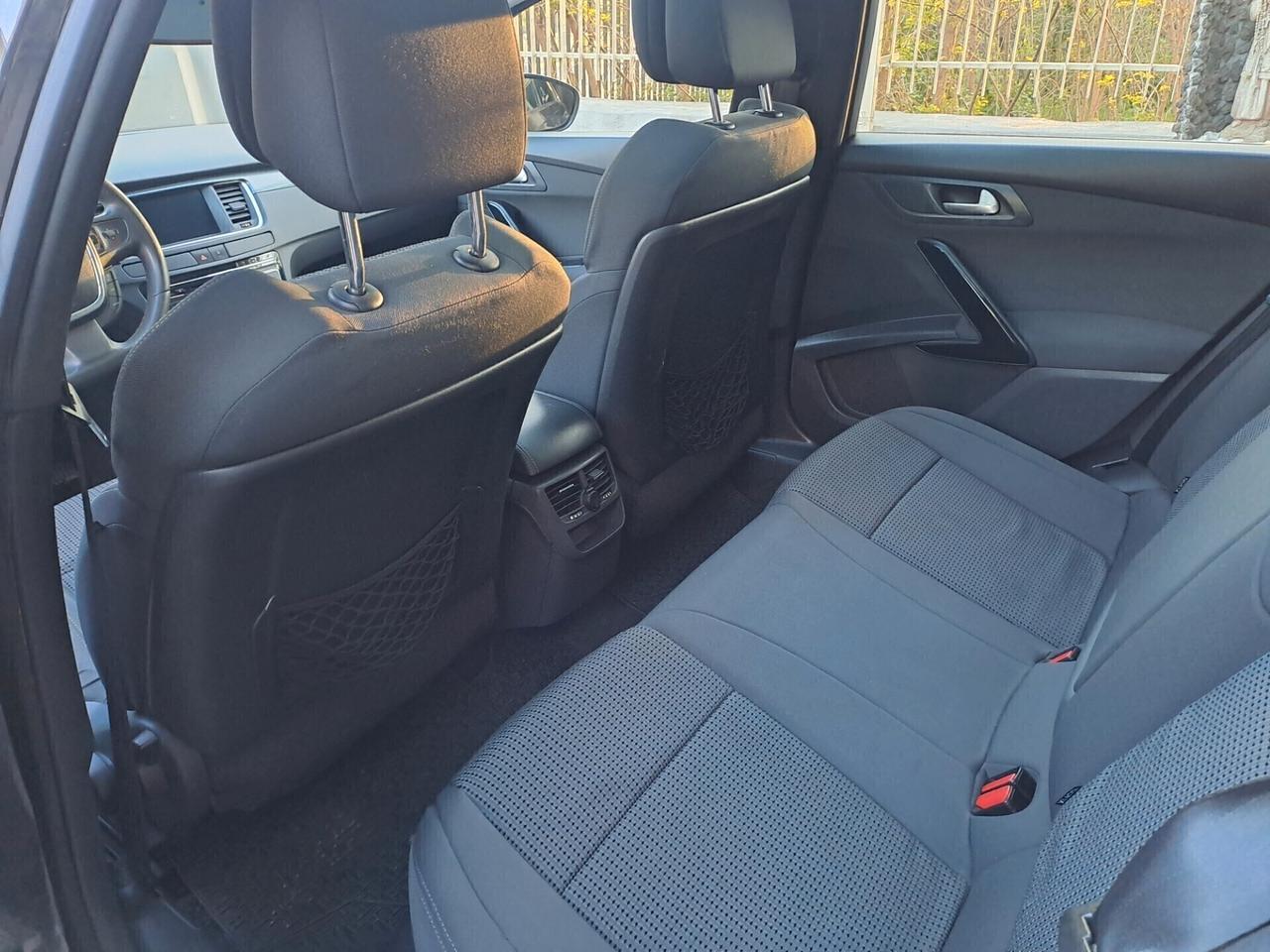 Peugeot 508 1.6 e-HDi 112CV cambio automatico e f1 S&S SW Ciel Business
