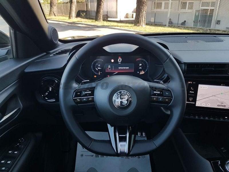 Alfa Romeo Junior Junior 1.2 ibrida Q4 145cv edct6