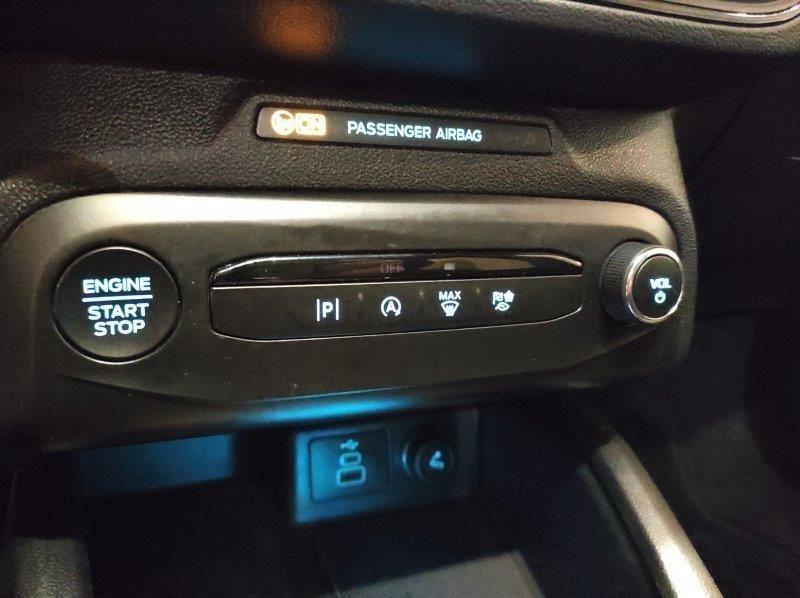 FORD Focus 4ª serie - Focus 1.0 EcoBoost Hybrid 155 CV Powershift 5p. ST-Line