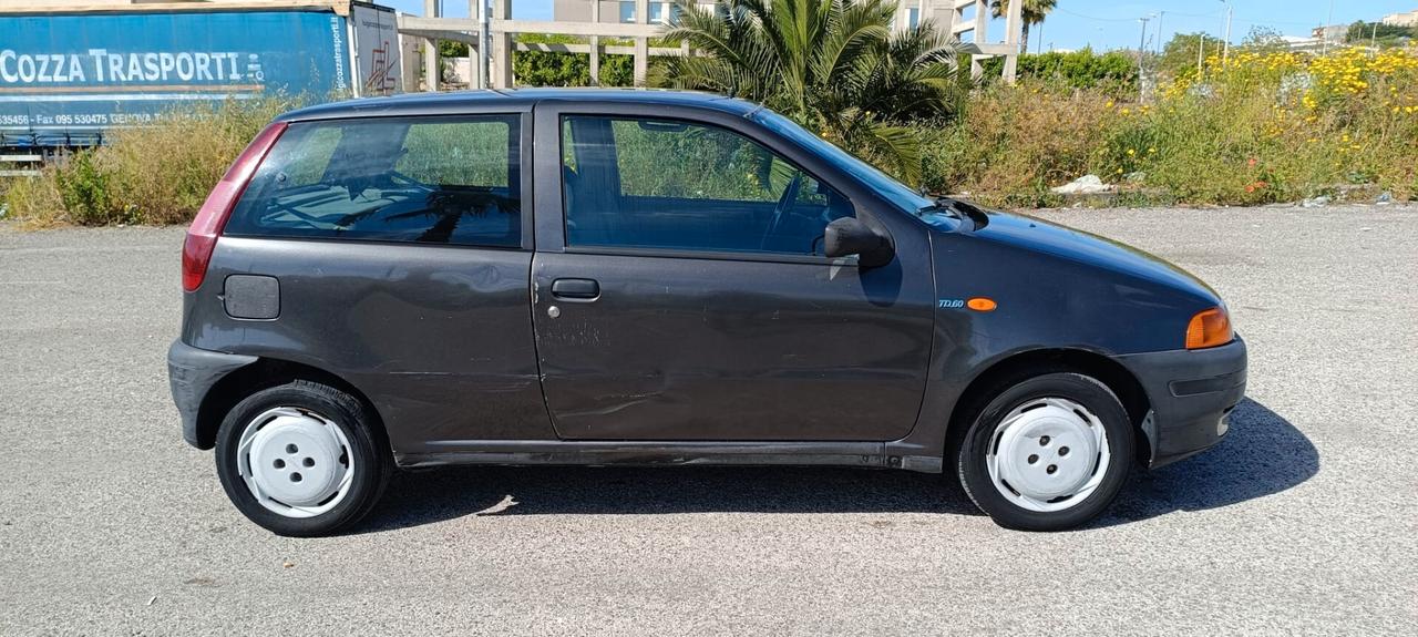 Fiat Punto turbodiesel 3 porte SX