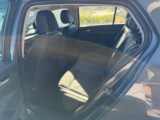 Volkswagen Golf 2.0 TDI 150 CV DSG SCR Style