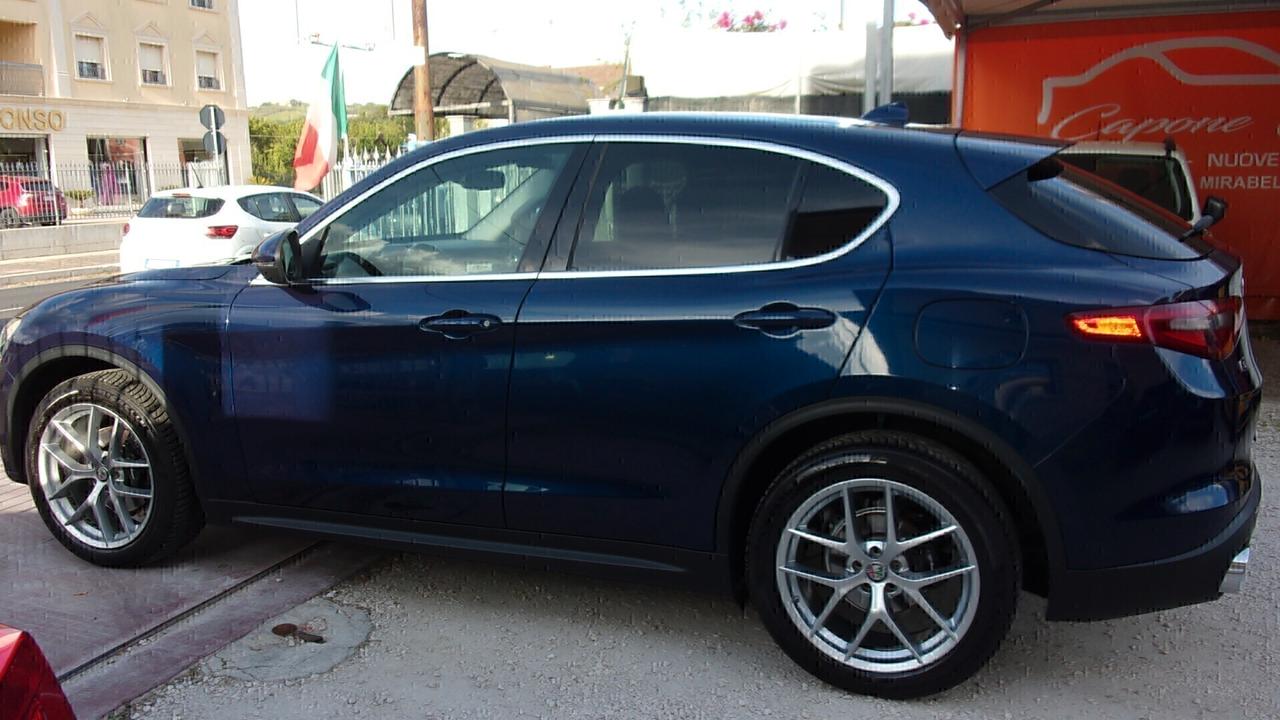 Alfa Romeo Stelvio 2.2 Turbodiesel 210 CV AT8 Q4 Executive