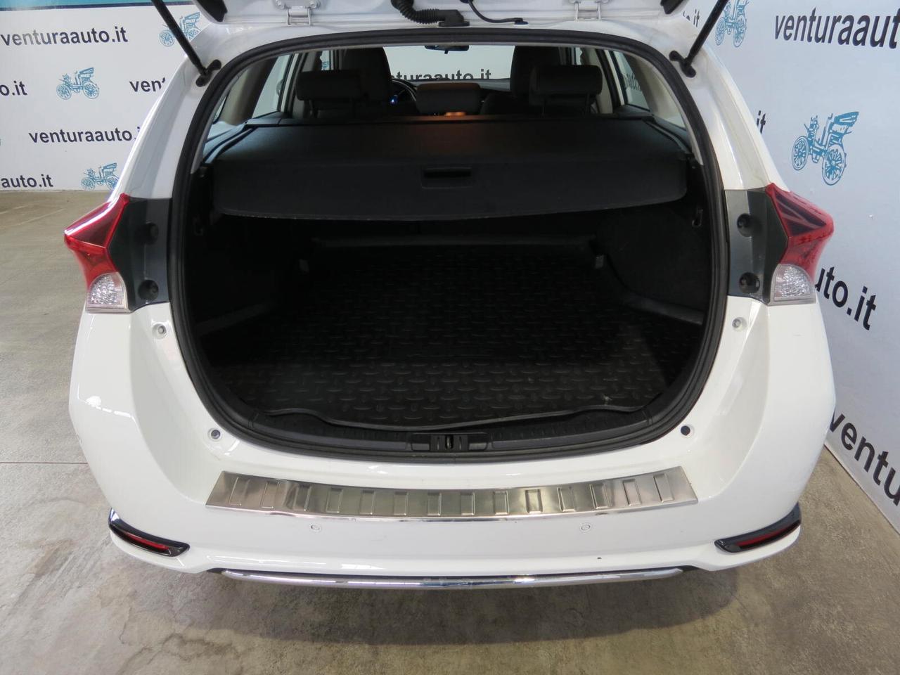 Toyota Auris Touring Sports 1.8 Hybrid Active