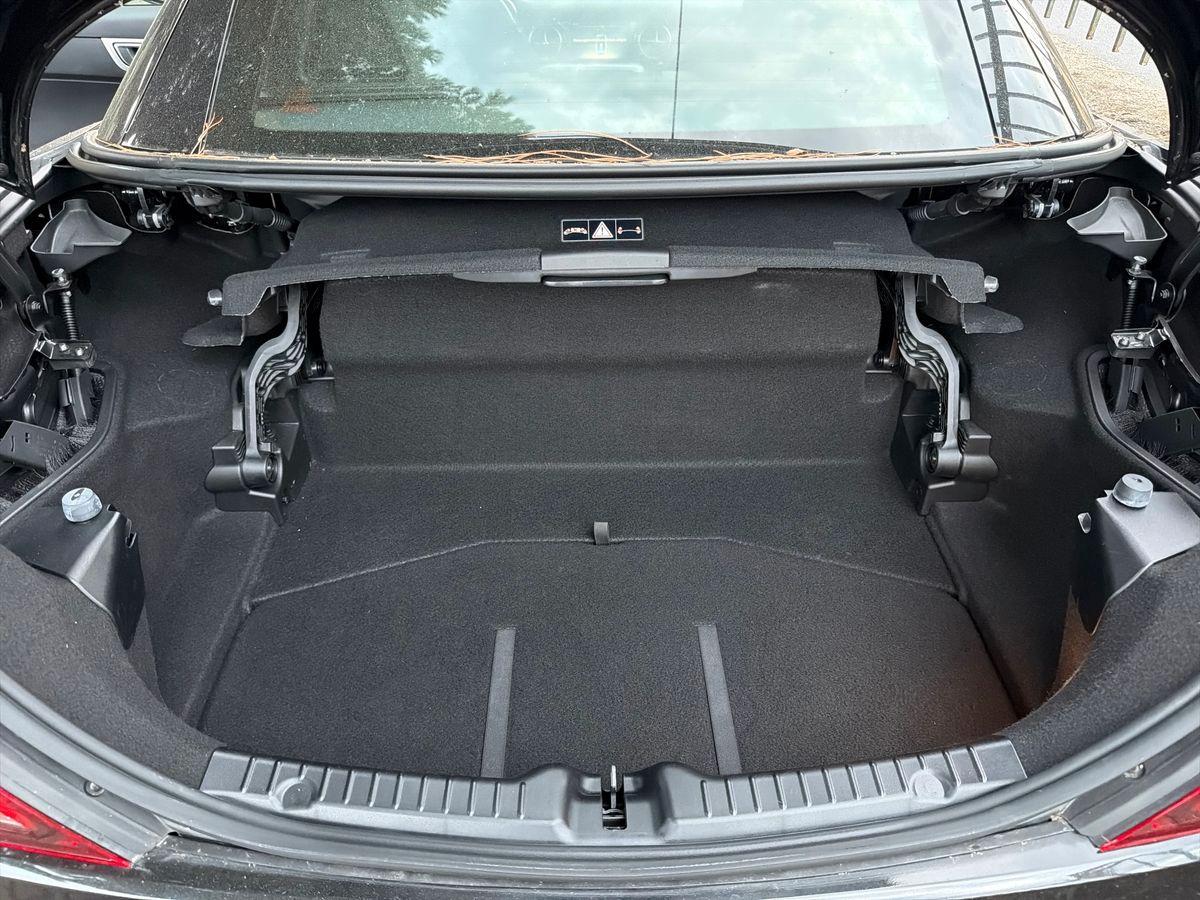Mercedes-Benz SLC 180 AMG Line