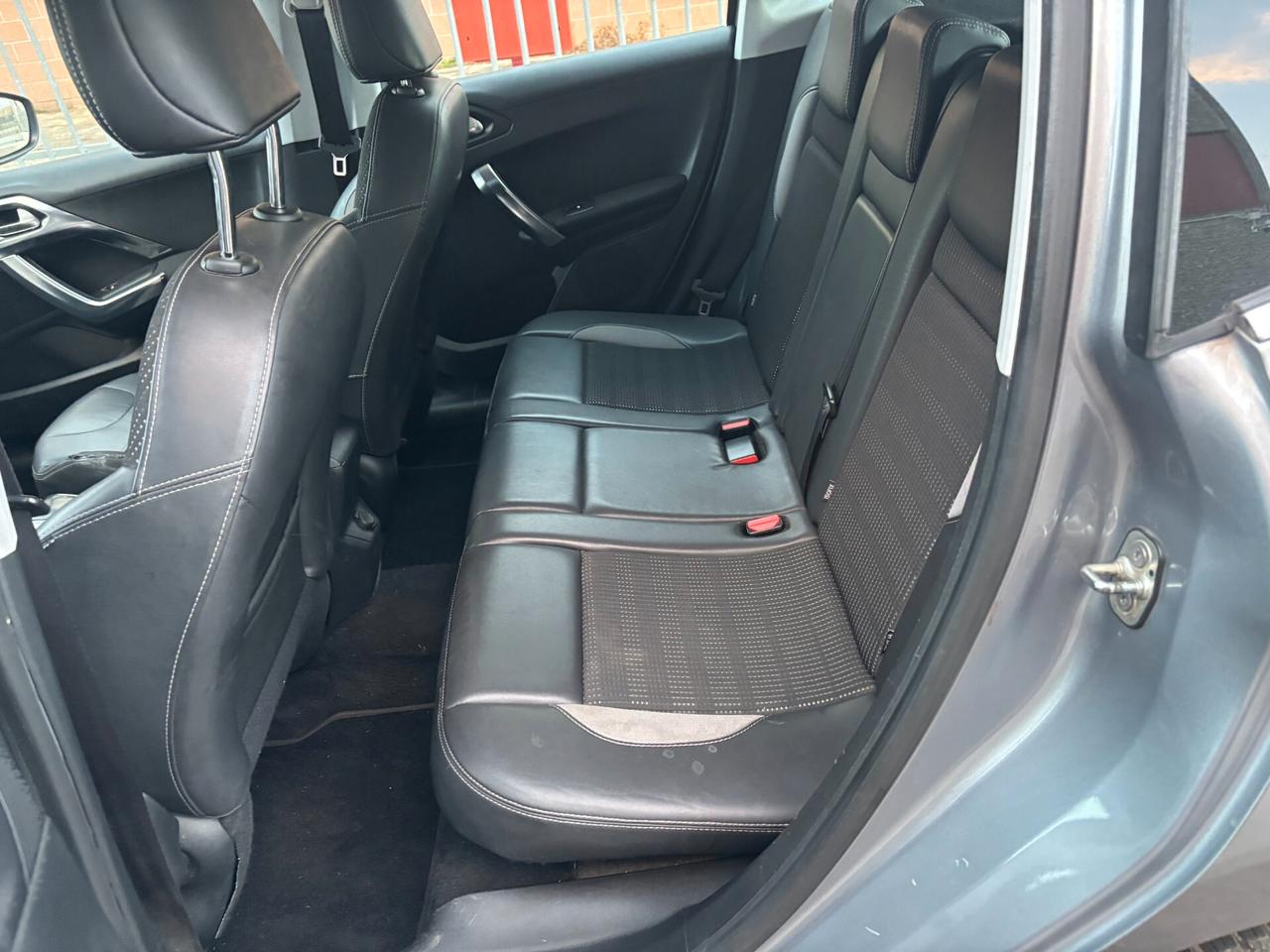 Peugeot 2008 PureTech 82 Access