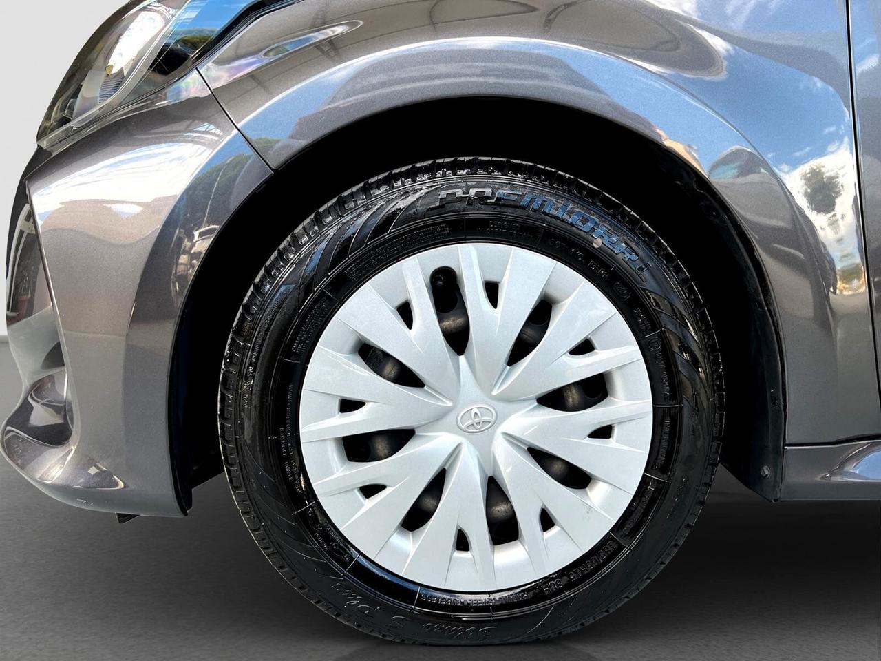 Toyota Yaris 1.5 Hybrid 5 porte Business