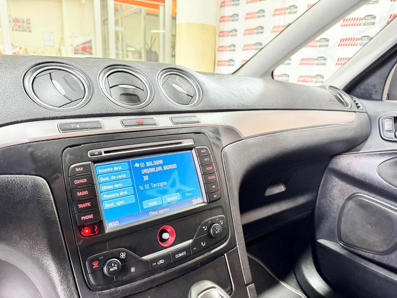 Ford S-Max 2.0 TDCi 140CV Powershift Nav Edition