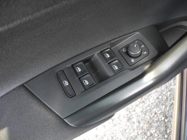 VOLKSWAGEN Taigo 1.0 TSI 110cv DSG Life -Ok NEOPATEN.- PREZZO REALE