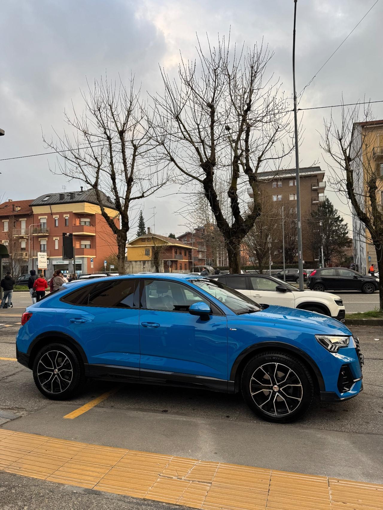Audi Q3 Sportback 2.0 TDI S line edition Blu Turbo