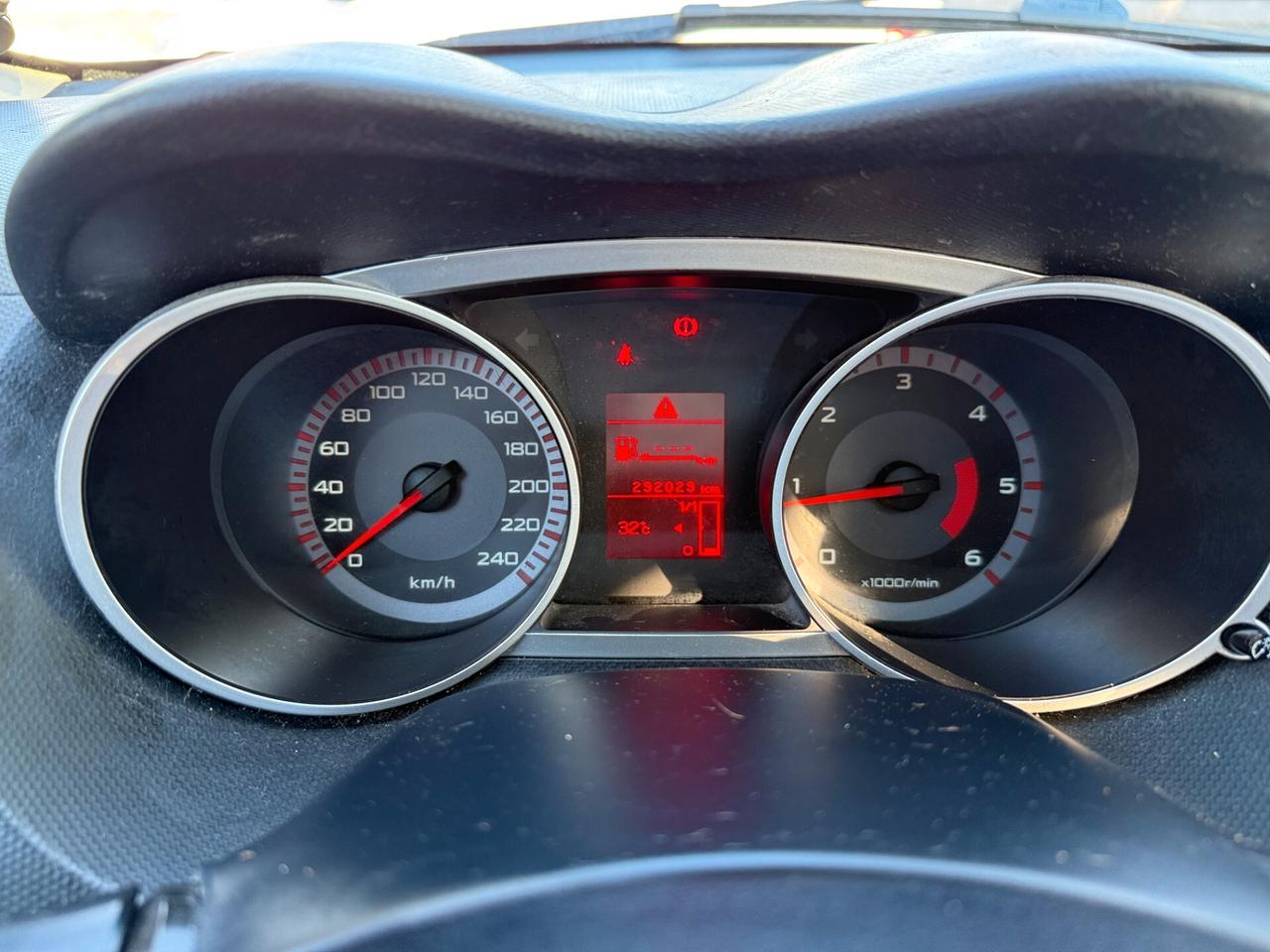 Mitsubishi Outlander 2.2 DI-D Instyle 7 p.ti DPF