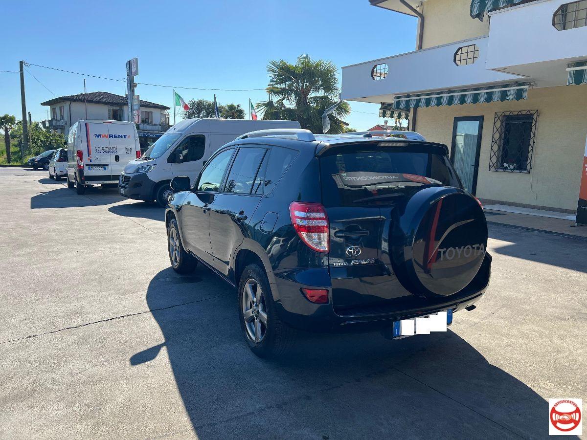 TOYOTA - RAV4 2.2 d-4d Lounge 150cv mt