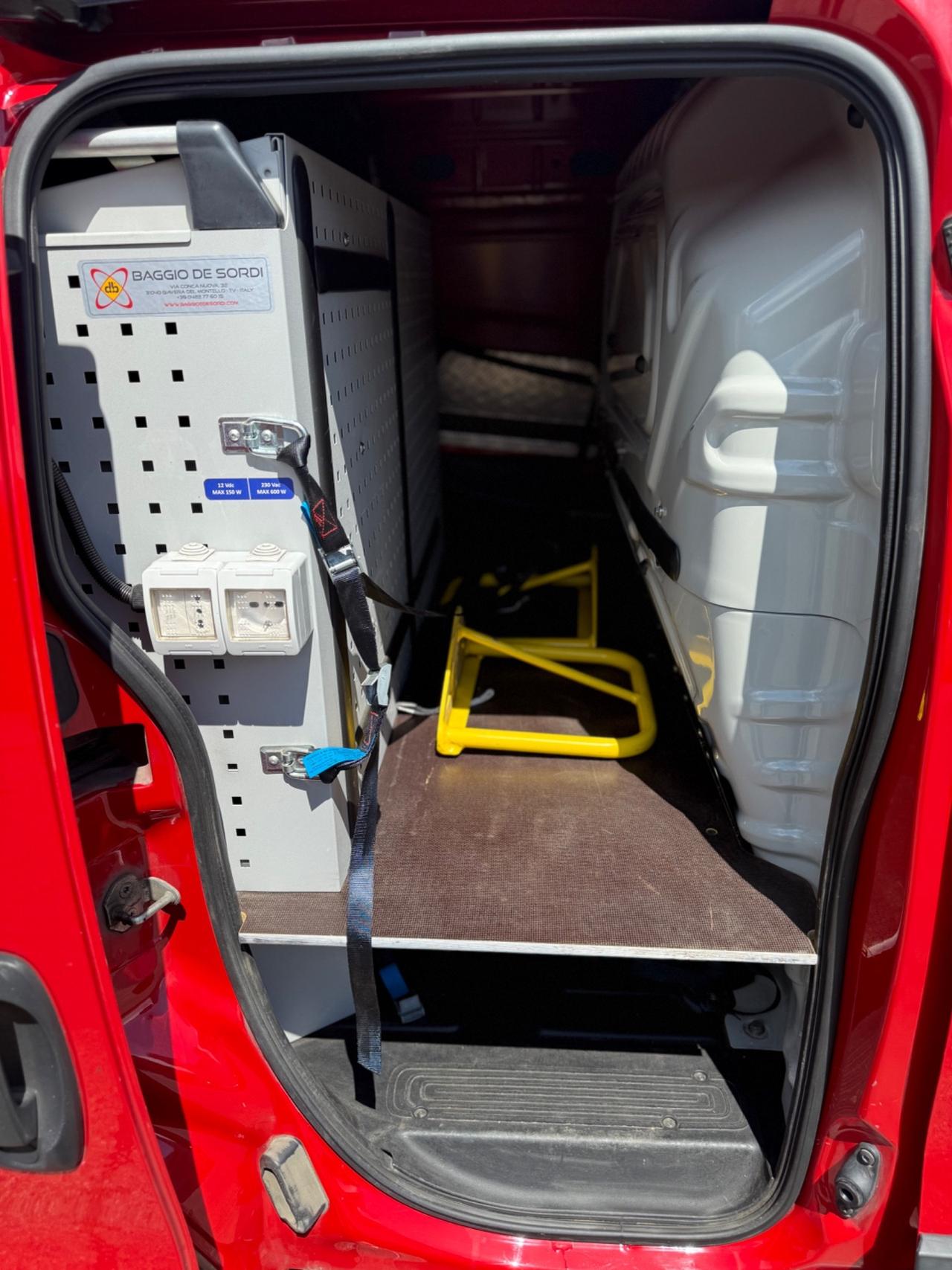 Fiat Fiorino 1.3 MJT 95CV Cargo Adventure