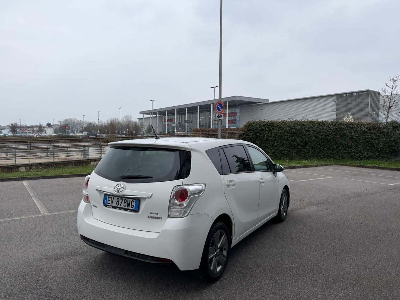 Toyota Verso 1.6 D-4D Style 7 posti