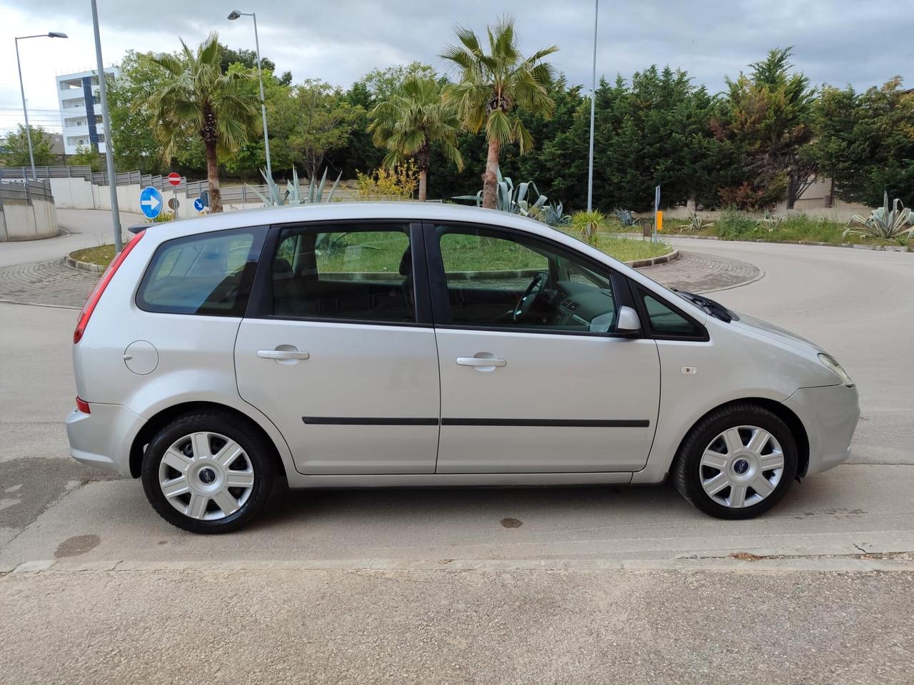 Ford C-Max 1.6 TDCi 110 CV !!
