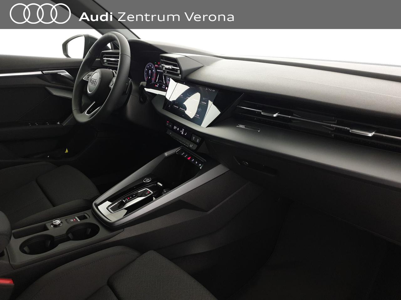 Sportback 1.5TFSI 150CV S tronic Business Advanced