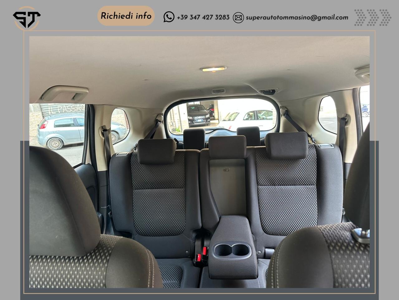 Mitsubishi Outlander 2.2 DI-D 4WD 7 POSTI