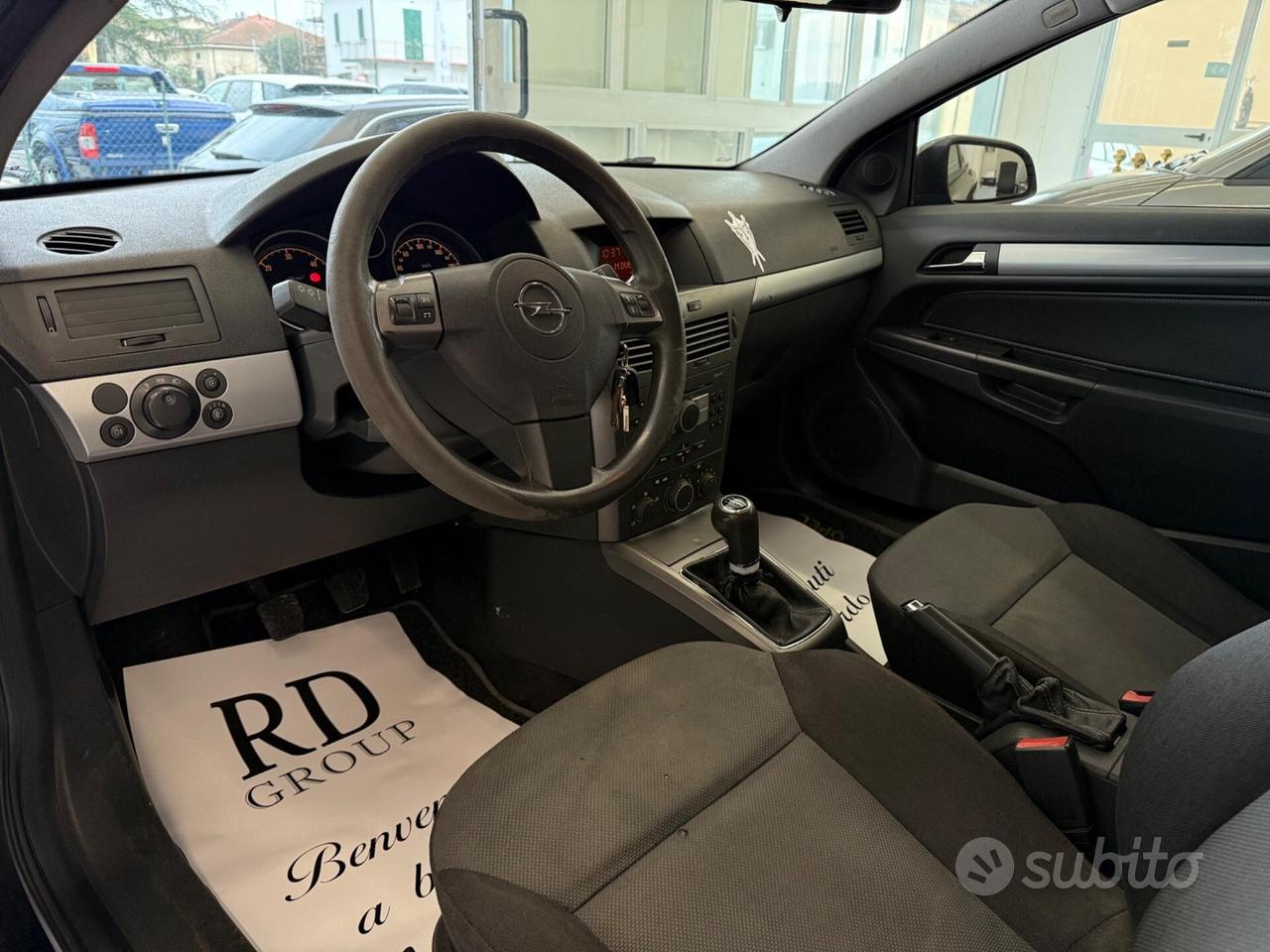 Opel Astra GTC 1.7 CDTI