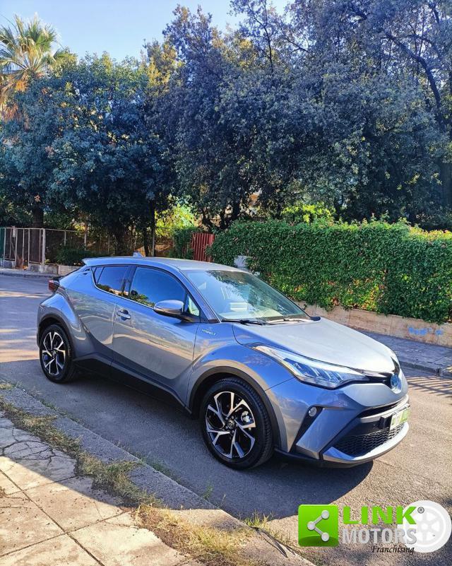 TOYOTA C-HR 2.0 Hybrid E-CVT Trend