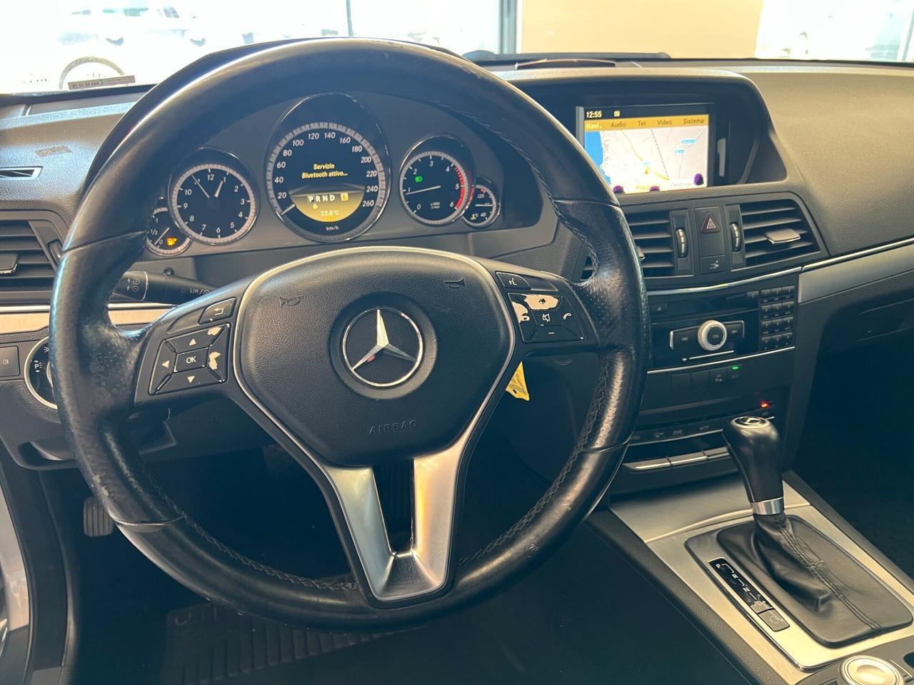 Mercedes-benz E 220 CDI Coupé BlueEFFICIENCY Executive